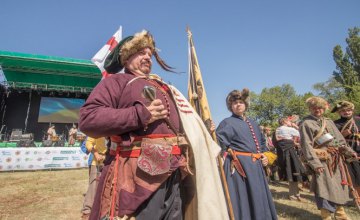  В Днепре продолжается ІІІ этноисторический фестиваль «Самар-Днепр-Фест»