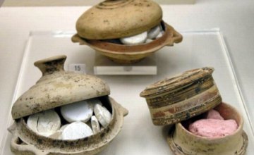 ​Археологи нашли косметику, изготовленную 5 тыс. лет назад 