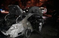 Ночью на Тополе сгорели Volkswagen Passat и BMW