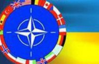 Украина пообещала НАТО за 2 года «обработать» 55% украинцев
