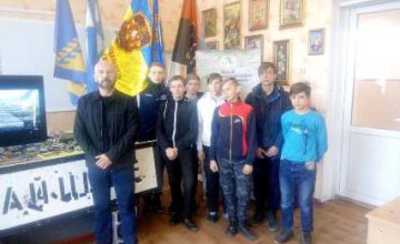 Работники Музея АТО начали проводить в школах Днепропетровщины патриотические уроки