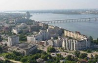 Днепропетровский горсовет будет взимать арендную плату с владельцев «уличной мебели»