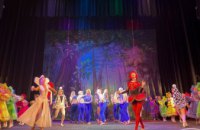 13 конкурсных спектаклей и еще три вне конкурса за четыре дня, - дети-актёры покоряли сцену Днепровского академического театра Драмы и комедии 