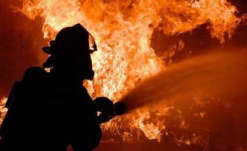 В Днепре во время пожара в пятиэтажном доме погибла женщина