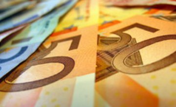 Неделя на межбанке завершилась снижением цен на евро