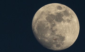 Китайцы исследуют обратную сторону Луны