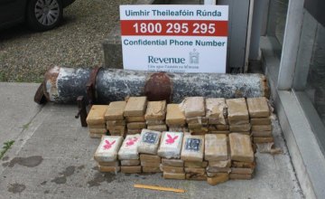 В Ирландии на берег выбросило трубу с кокаином на € 5 млн 