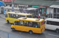 ​В Днепре начали штрафовать маршрутчиков за перевозку «стоячих» пассажиров