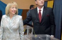 Ющенко считает, что украинцам будет стыдно за свой выбор 