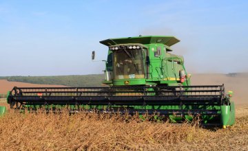Аграрии Днепропетровщины уже собрали более 133 тыс тонн поздних зерновых