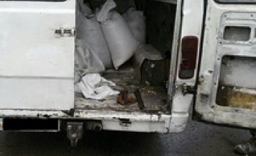 В Магдалиновке полиция во время проверки авто задержала вооруженного пассажира