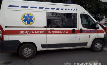На Днепропетровщине женщина спасла соседку-пенсионерку, которая 4 дня не открывала дверь