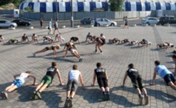 В Днепропетровске на Тополе откроют спортивную площадку для WorkOut