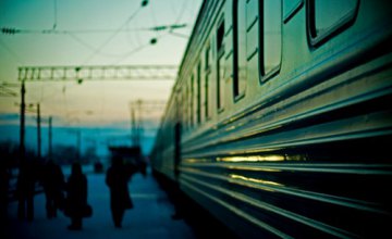 УЗ назначила 9 дополнительных поездов к пасхальным праздникам