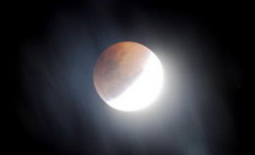Днепропетровцы не смогут наблюдать лунное затмение 9 февраля из-за плохой погоды