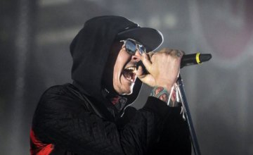 Ушел из жизни вокалист группы Linkin Park Честер Беннингтон