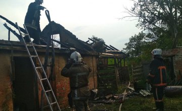 В Полтавской области 4-летний ребенок погиб из-за шалостей с огнем