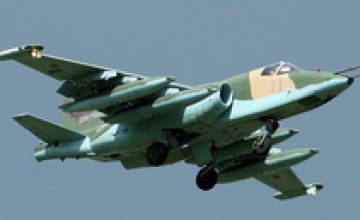 В Днепропетровске упал военный самолет Су-25, - неофициальные данные 