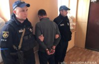 Пройшов за дівчиною у під’їзд, зґвалтував та пограбував: у Новокодацькому районі Дніпра поліціянти затримали 43-річного чоловіка