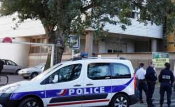 Полиция Франции обнаружила в жилом доме пятерых замороженных младенцев