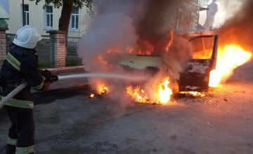 Во Львовской области сгорел автомобиль 