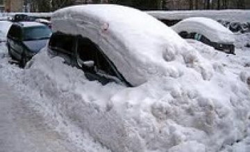На выходных в снежные заторы на дорогах области попали 120 автомобилей
