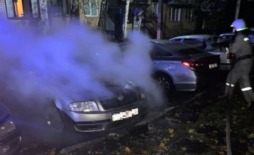 В Днепропетровской области загорелся автомобиль с газовой установкой