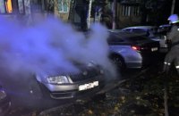 В Днепропетровской области загорелся автомобиль с газовой установкой