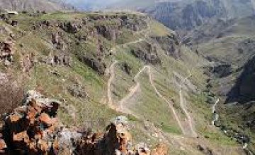На Кавказе возобновили бои за Нагорный Карабах