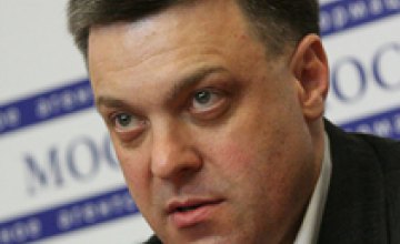 Конституционный Суд сейчас превратился в «универсальное оружие» в руках режима Януковича, - Олег Тягнибок