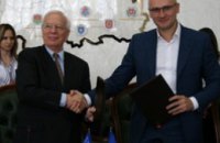 Днепропетровский облсовет и USAID подписали Меморандум о сотрудничестве в сфере энергоэффективности