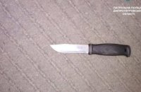 В Днепре пьяный мужчина напал с ножом на банкомат, который не давал ему деньги (ФОТО)