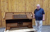 Для Днепропетровской академии музыки им. Глинки приобрели новый итальянский концертный орган
