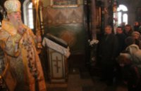 В Днепр прибыла мощная чудотворная святыня - самая большая в Украине частица Животворящего Креста Господнего, - Александр Вилкул