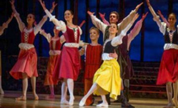 Утонченная музыка, романсы, стихи, звездное небо и балет: на Днепропетровщине готовят праздничную программу к 8 Марта