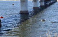 В Николаеве спасли девушку, которая прыгнула с Варваровского моста (ФОТО)