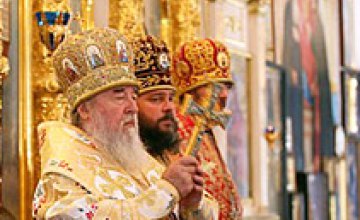 Митрополит Ириней поздравил Луганскую епархию с 20-летием