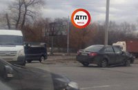 В Киеве маршрутка столкнулась с Chevrolet (ФОТО)