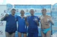 В Днепре 90-летние спортсмены установили мировой рекорд по плаванию