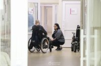 «За дуже короткі строки покращилась рівновага та навички пересування в кріслі колісному» , – військовий про лікування у реабілітаційному центрі Дніпра