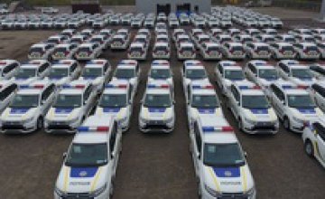 Полиция получила первые 635 гибридных Mitsubishi 