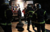 На Днепропетровщине спасатели помогли скорой медицинской помощи госпитализировать больного