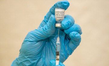 В Днепропетровской области вакцинировалось против COVID-19 более 300 тысяч человек