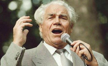 На 92-м году жизни скончался оперный певец Дмитрий Гнатюк