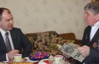 Дмитрий Колесников посетил героя-ликвидатора аварии на ЧАЭС 