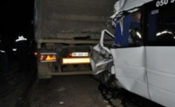 В Ровенской области разбился микроавтобус с баскетбольной командой: один человек погиб