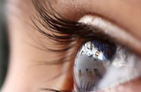Американские медики разработали технологию по смене цвета глаз