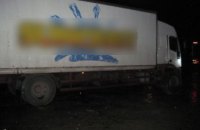 Под Черниговом неизвестные обстреляли и ограбили грузовик  (ФОТО)