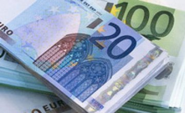 На межбанке курс евро упал ниже 10 грн.