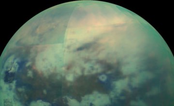 На одном из спутников Сатурна обнаружили электрический песок